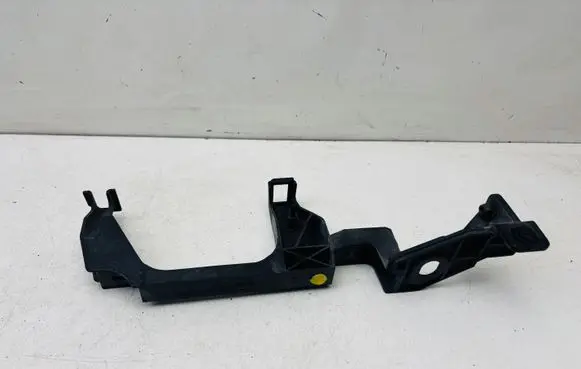 Skoda Superb B8 (3V) Front bumper mounting bracket 3V0805307