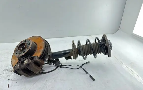 BMW 3 F30 F35 F31 Front wheel hub spindle knuckle 6873827
