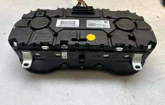 Dacia Duster II Speedometer (instrument cluster) 248106508R