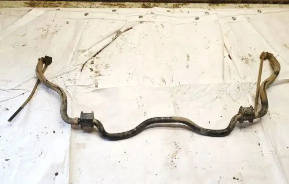 Toyota Verso-S Front anti-roll bar/sway bar