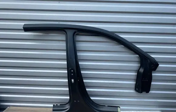 Mercedes-Benz B W247 Sill
