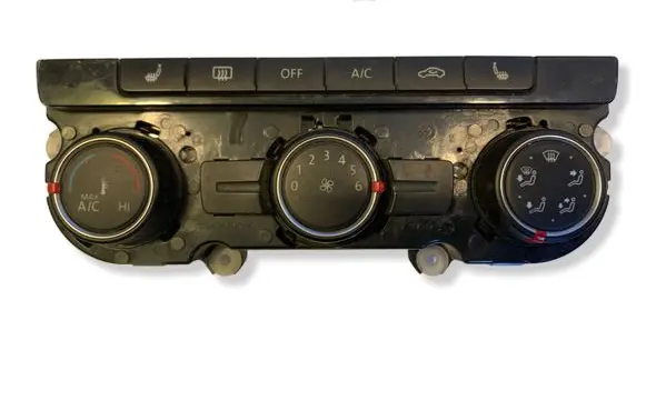 Volkswagen PASSAT B7 USA Climate control unit 561907426C 5HB1117707 SW020201