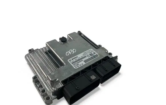 Peugeot 5008 II Engine control unit/module ECU 9856345480 0281039556