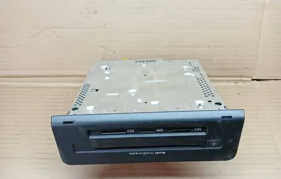 Audi A4 S4 B9 Radio/CD/DVD/GPS head unit 8W0035192B
