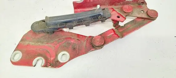 Volkswagen Golf Plus Tailgate/trunk/boot hinge 5M0823302