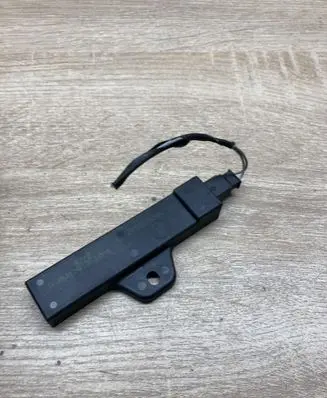 BMW 1 F20 F21 Keyless system antenna 9220832