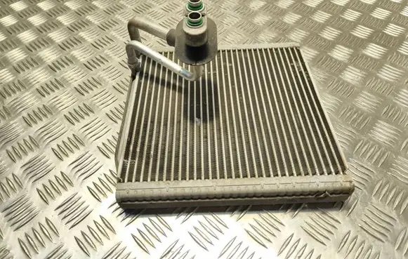 Hyundai i20 (GB IB) Air conditioning (A/C) radiator (interior) 