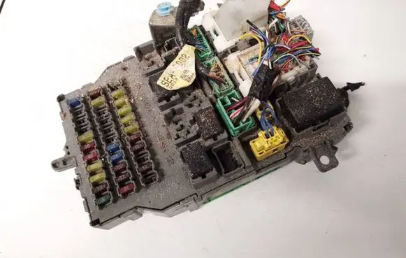 Honda Accord Fuse box set E6A000011 A-000011