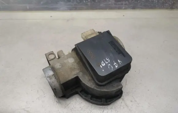 Volvo S70 V70 V70 XC Mass air flow meter 0281002074 1275245