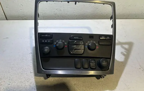 Volvo V70 Climate control unit 30782503 M4362100003 07W36E02