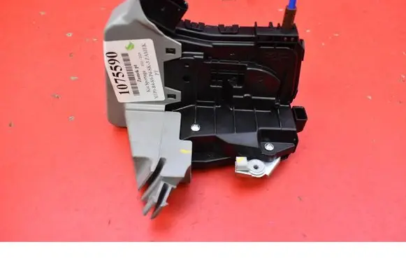KIA Sportage Rear door lock 81420R2000