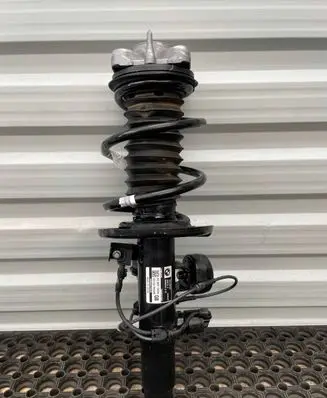 BMW 4 G22 G23 G24 G26 Front shock absorber/damper 6886246
