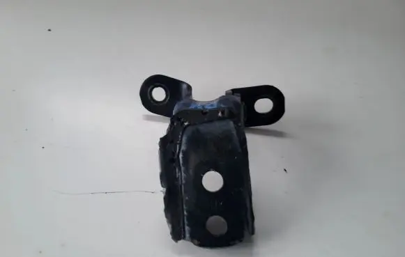 Toyota RAV 4 (XA30) Front door upper hinge