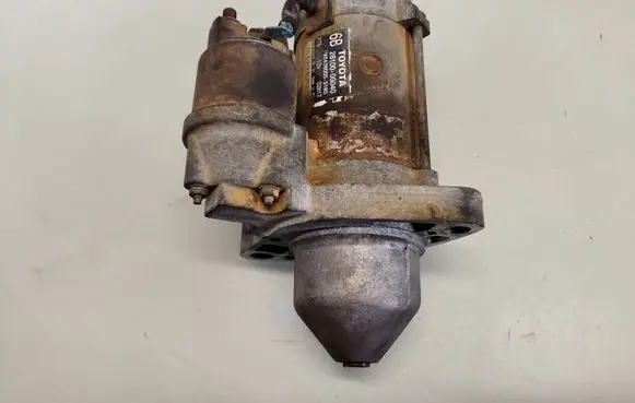 Toyota Avensis T250 Starter motor 281000G040