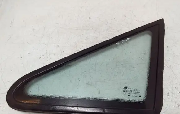 Volkswagen Sharan Front triangle window/glass 
