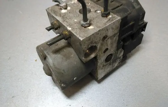 Nissan Almera Tino ABS Pump 0265216787 476604U102 0273004505