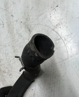 Opel Insignia A Engine coolant pipe/hose