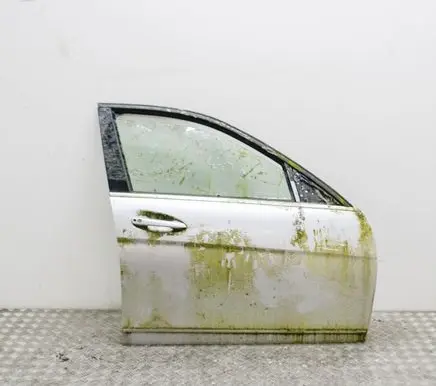 Mercedes-Benz C W204 Front door 963758102 A2047200205
