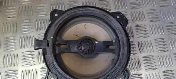 Audi A3 S3 8P Front door speaker 8H0035411 7606500098