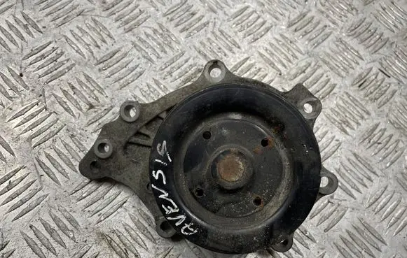 Toyota Avensis T270 Water pump