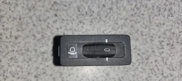 BMW 5 E34 Headlight level height control switch 61318357368