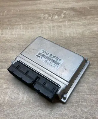 Audi A6 S6 C5 4B Engine control unit/module ECU 3B0907552AN 0261207017