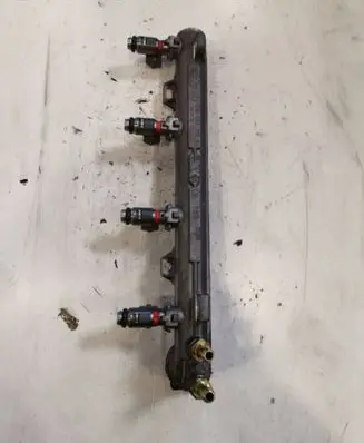 Volkswagen Golf IV Fuel injector 036133319B IWP058