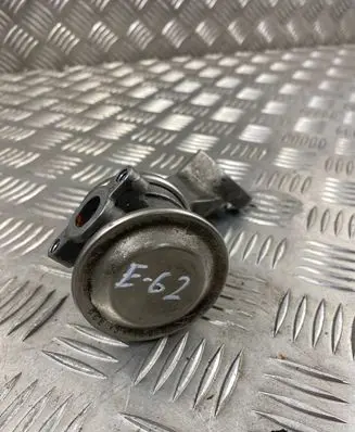 Audi A6 C7 EGR valve 06E131102B