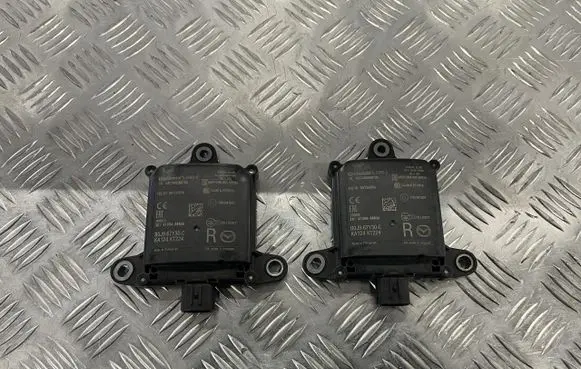Mazda CX-30 Distronic sensor radar PU16292