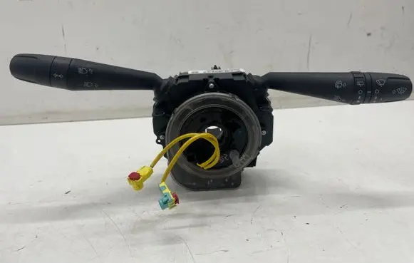 Wiper turn signal indicator stalk/switch