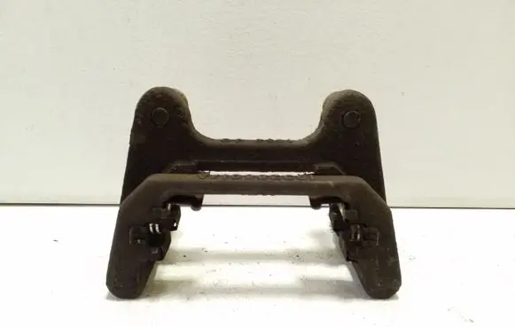Jeep Cherokee Brake caliper pad carrier rear 18328601A