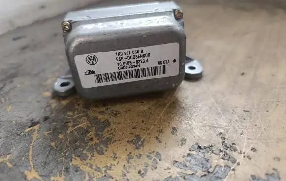 Volkswagen Touran I ESP acceleration yaw rate sensor 1K0907655B 10098503204 U9D312334H