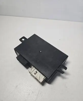 BMW 7 E38 Door central lock control unit/module 8353569