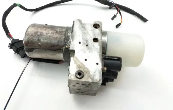 Volkswagen Eos Convertible roof hydraulic pump 1Q0871789C