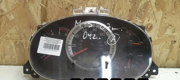 Mazda 5 Speedometer (instrument cluster) C23555430