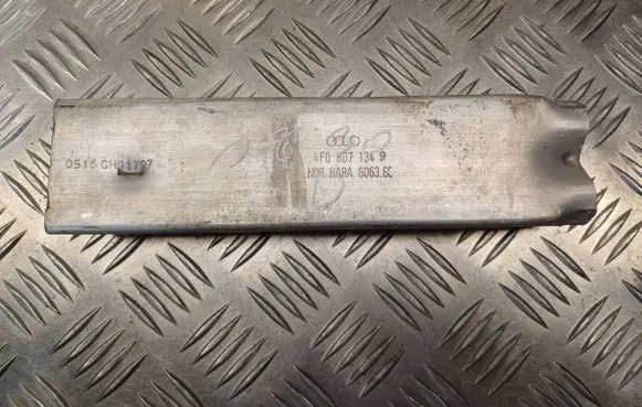 Audi A6 S6 C6 4F Front bumper shock/impact absorber 4F0807134
