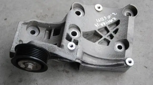 Opel Zafira C A/C compressor mount bracket 55582510