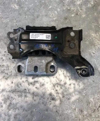Seat Ibiza V (KJ) Engine mount bracket 2Q0199555AF