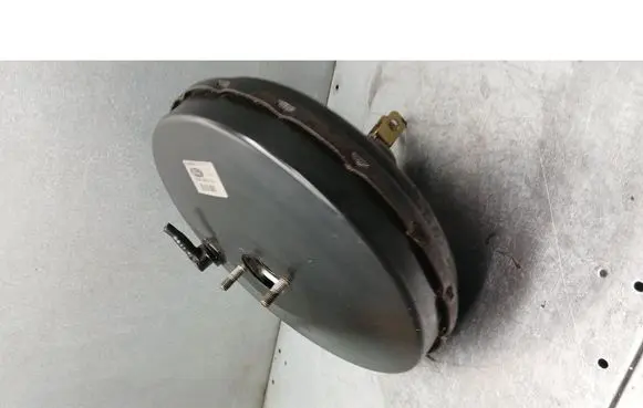 Ford Focus Brake booster 98AB2B195CJ