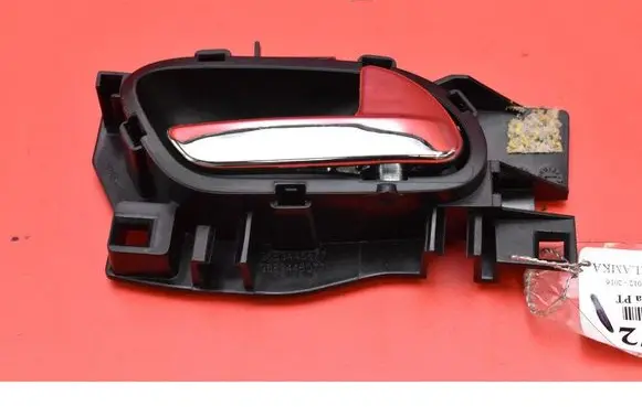 Citroen C3 Picasso Front door interior handle 9683446577