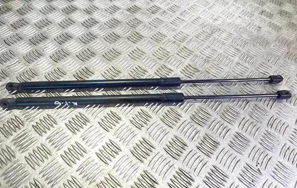 Volkswagen PASSAT B8 Tailgate/trunk strut/damper 3G9827550B