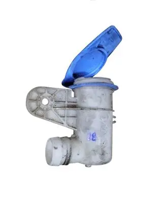 Volkswagen PASSAT B7 Window washer liquid tank fill tube 