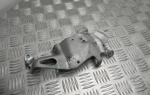 Mercedes-Benz S W222 EGR valve cooler bracket A2780700025 VD18246