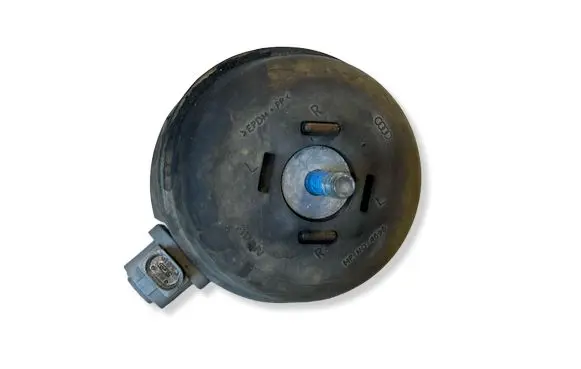 Audi A6 S6 C6 4F Engine mount bracket 65553