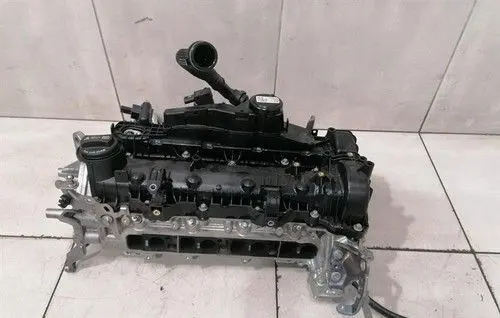 Mercedes-Benz CLS W257 Other cylinder head part A6540107412