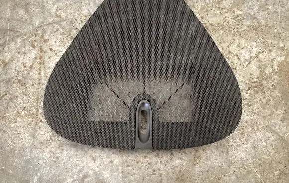Mercedes-Benz C W203 Dash center speaker trim cover A2038301718 95820