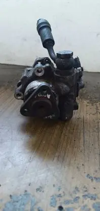 Audi A4 S4 B6 8E 8H Power steering pump 91128