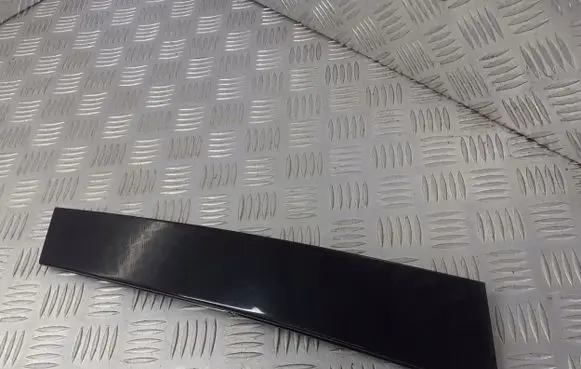 Citroen C5 (C) pillar trim 9657425380