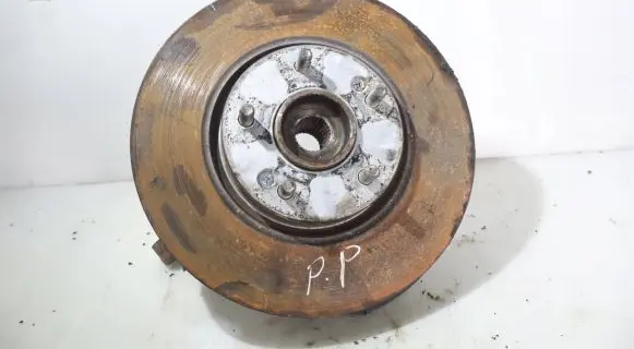 Hyundai i40 Front wheel hub spindle knuckle