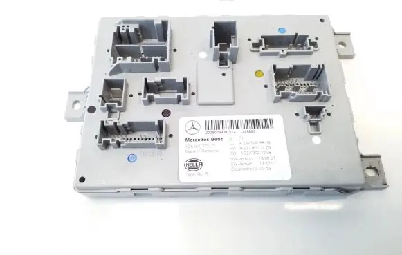 Mercedes-Benz C W205 SAM control unit A2229009808 A2229011203